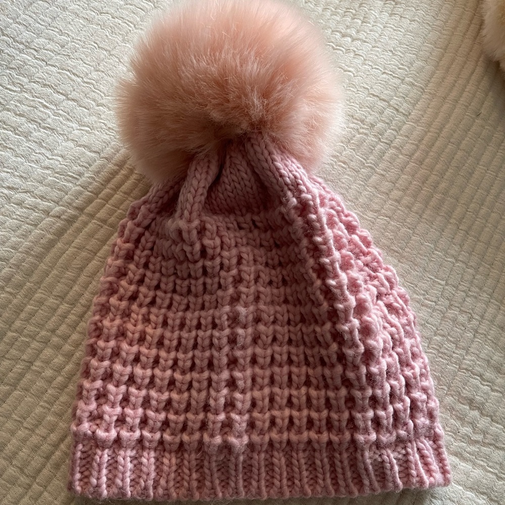 KyiKyi Faux Fox Fur Pink Pom Hat